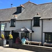 Dog friendly Village Inn, Thurlestone, South Devon